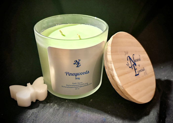 10 oz Soy Pineywoods